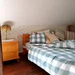 Dom Czarnów 6 *