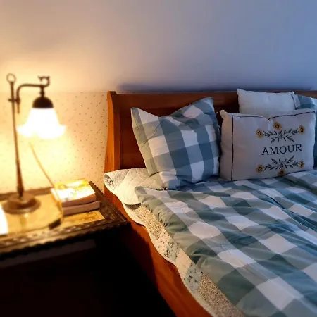 Holiday home Dom Czarnow 6 *