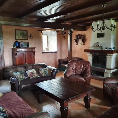 Hébergement de vacances Dom Czarnow 6 Czarnow (Kamienna Gora)